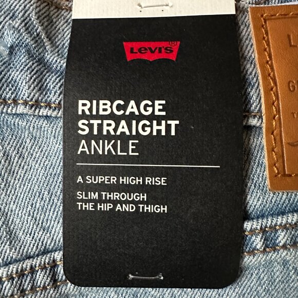 Levi's Women's Premium Ribcage Straight Ankle Jeans NWT Size 31 - Picture 3 of 12